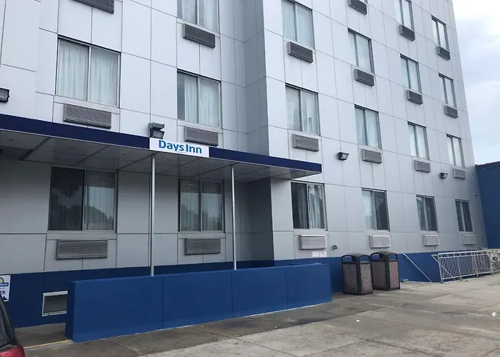 Days Inn By Wyndham Brooklyn Borough Park
